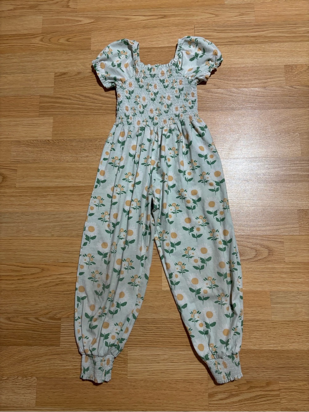 “Sweet Honey” smocked romper size 6 (Read Description)